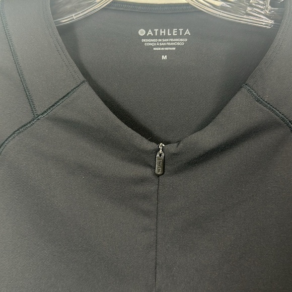 Athleta black short sleeve tennis top size medium - Picture 8 of 13
